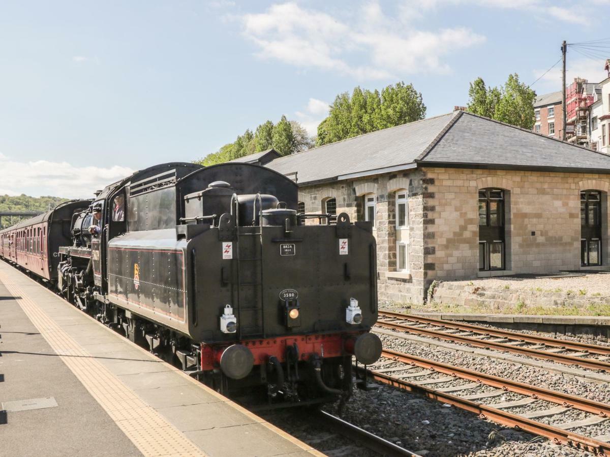 Repton Engine Shed Villa Whitby Bagian luar foto