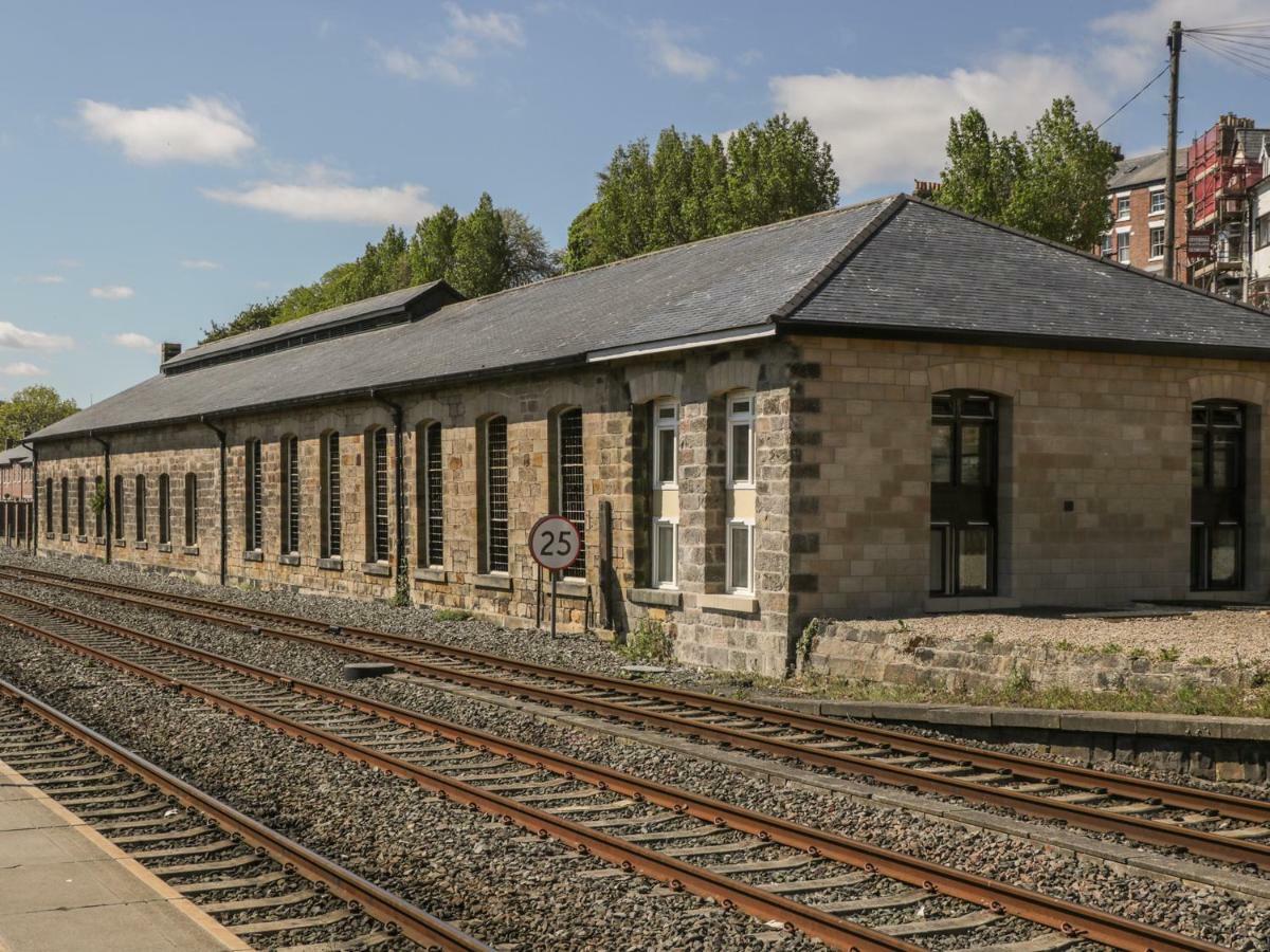 Repton Engine Shed Villa Whitby Bagian luar foto