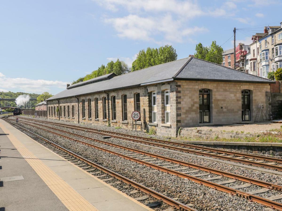 Repton Engine Shed Villa Whitby Bagian luar foto